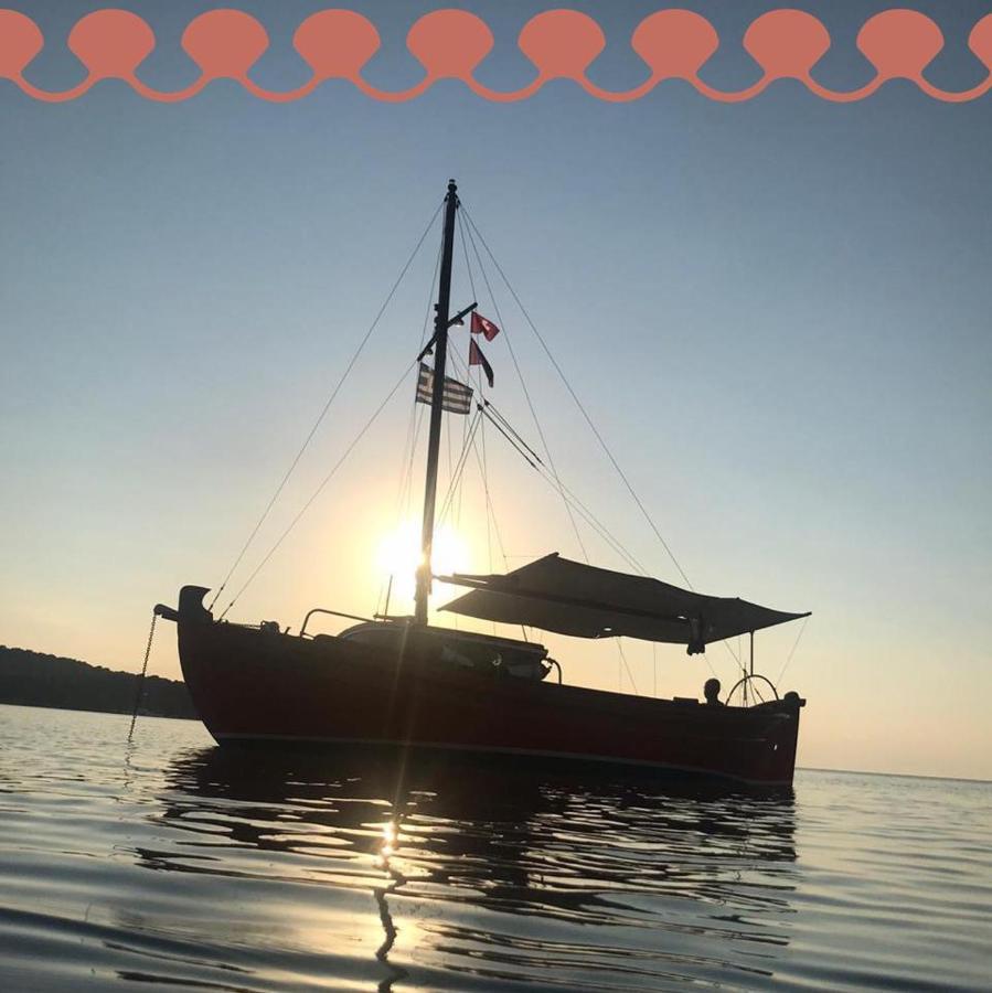 מלון Yayaki Spetses מראה חיצוני תמונה
